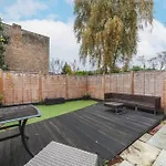 Bright & Airy Lux 3Bed Home In Fulham With Patio