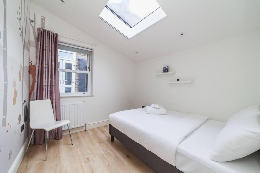 Apartment Bright & Airy Lux 3bed In Fulham With Patio
